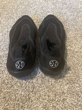 ‼️Mix and Match 3 items for $5‼️ Toddler boys 12 water shoes black